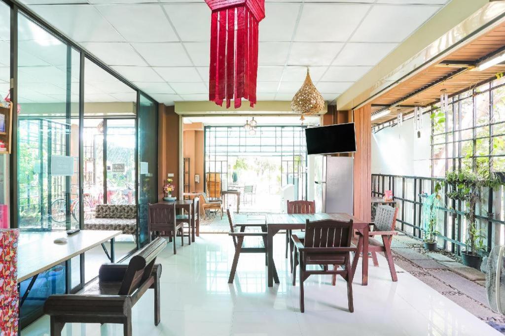 Nakara Boutique Chiang Mai Hotel Exterior photo